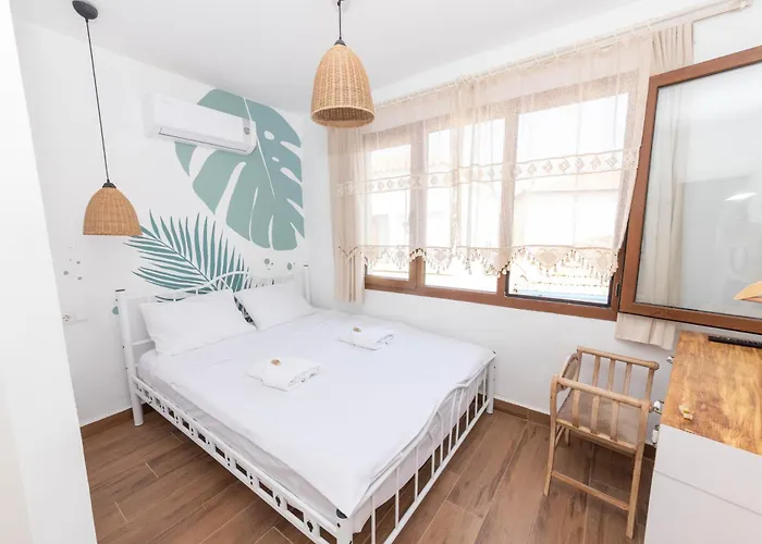 Casa Fiore Hotel *