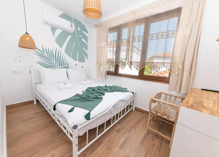 Casa Fiore Hotel *