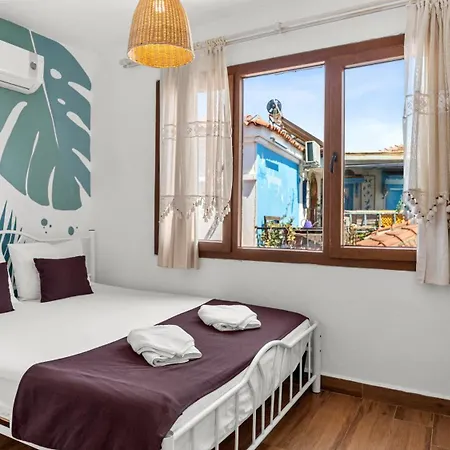Casa Fiore Hotel *